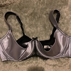 Cacique bra 44DD , NWOT